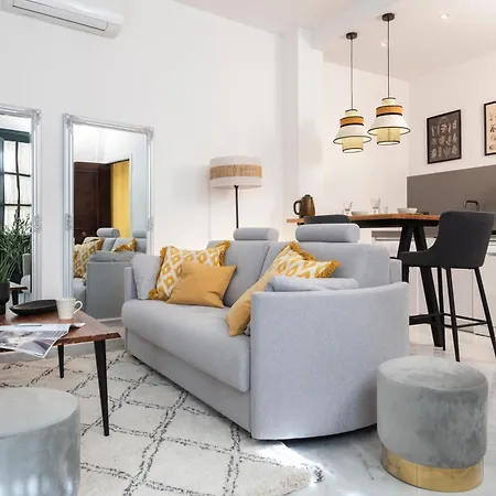 Apartment Magno Alvarez Quintero *