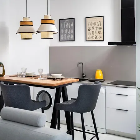 Апартаменты Magno Alvarez Quintero *